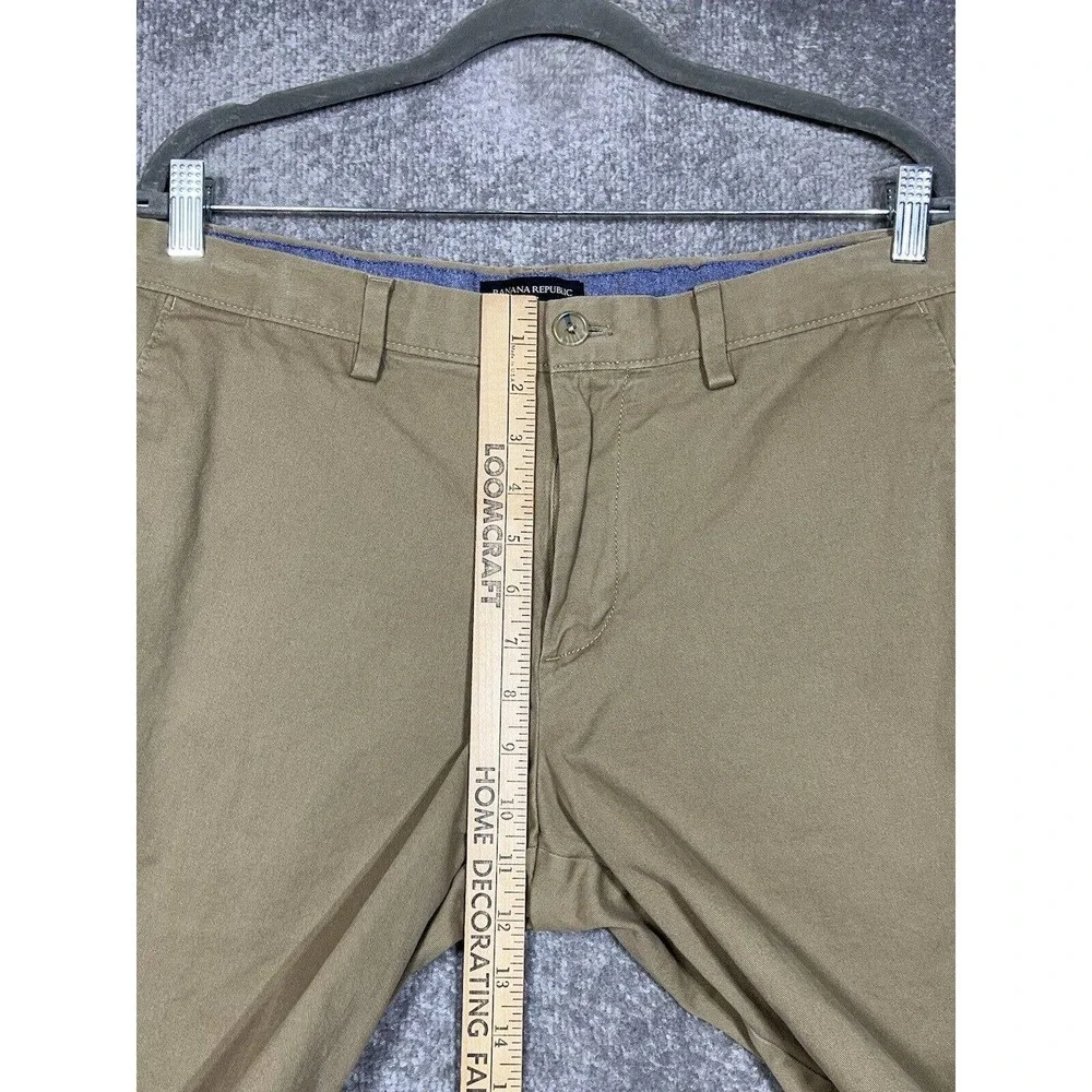 Banana Republic Aiden Chino‎ Shorts Mens Size 33 Stretch Acorn Brown Pockets